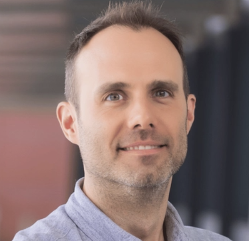 Thomas' work focuses on integrating matrix biology of cancer with precision medicine, and in particular the role of Lysyl Oxidase enzymes.